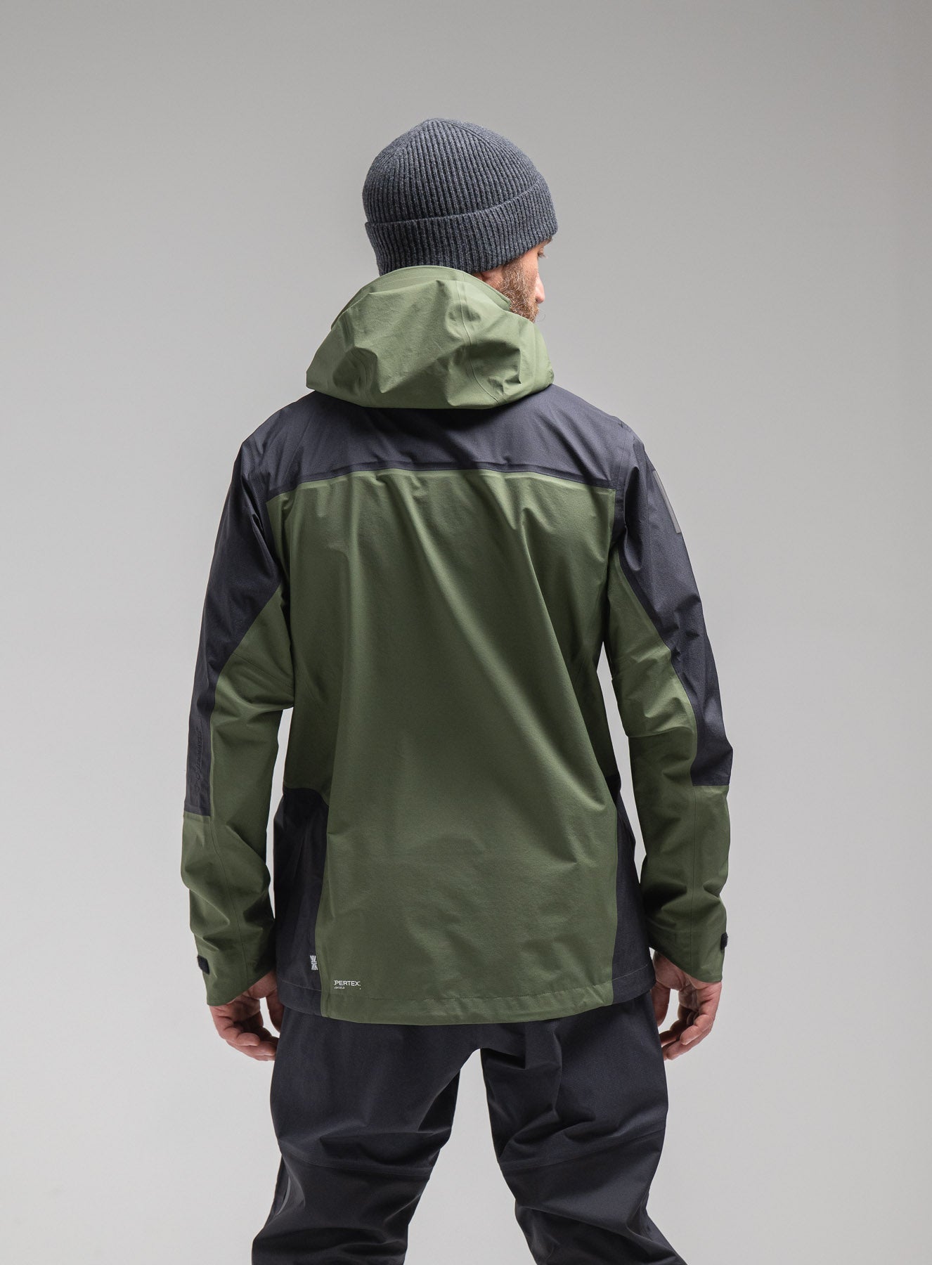 MOUNTAIN PRO WATERPROOF JACKET
