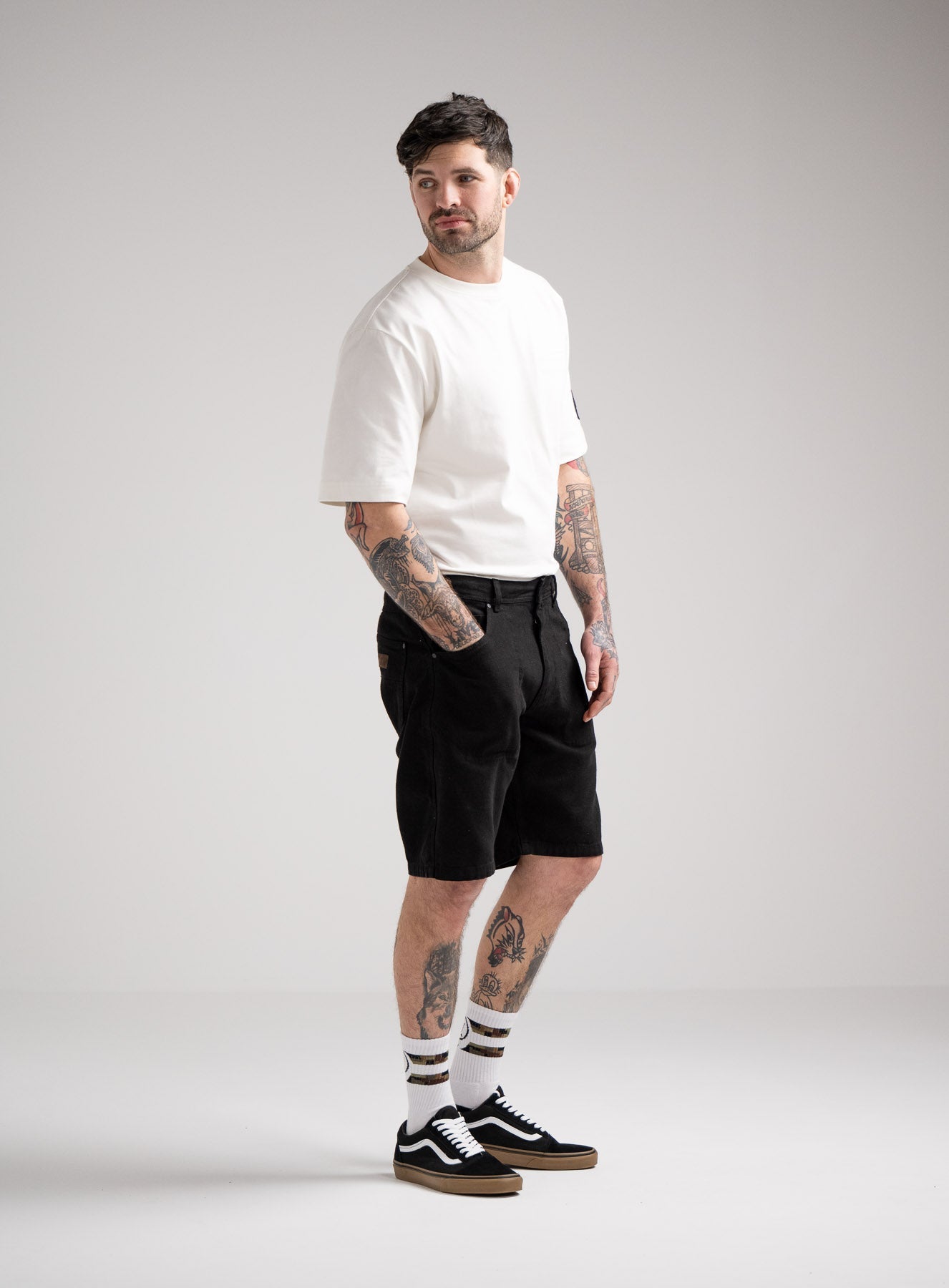 DISSIDENT CANVAS SHORTS